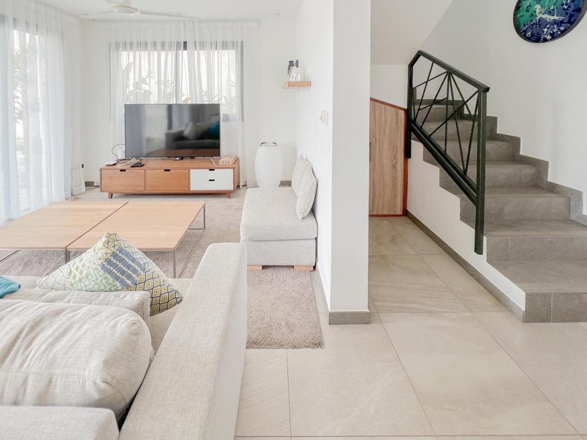 Residence Celestial - Premium 3 Bedrooms Villa With Volcanic Stone Pool Grand Bay Buitenkant foto