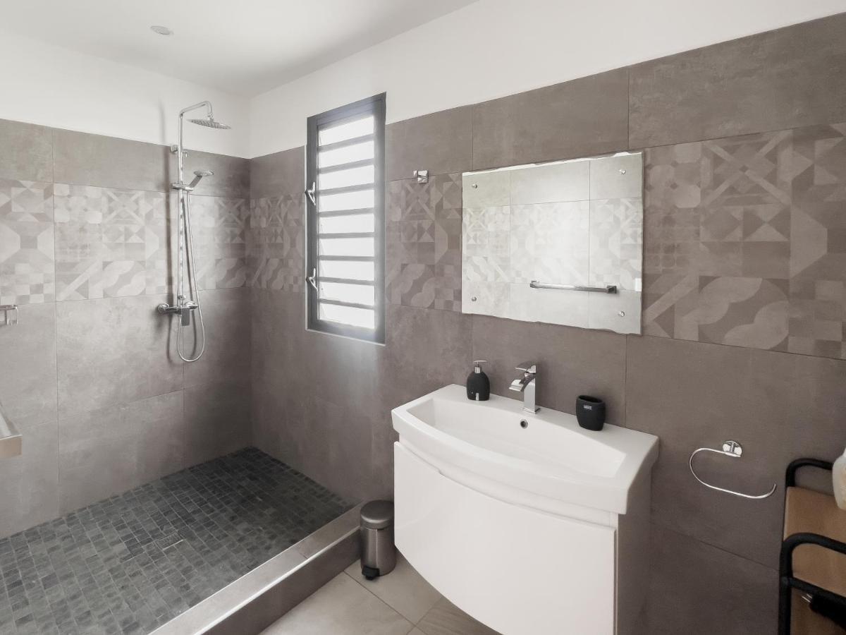 Residence Celestial - Premium 3 Bedrooms Villa With Volcanic Stone Pool Grand Bay Buitenkant foto